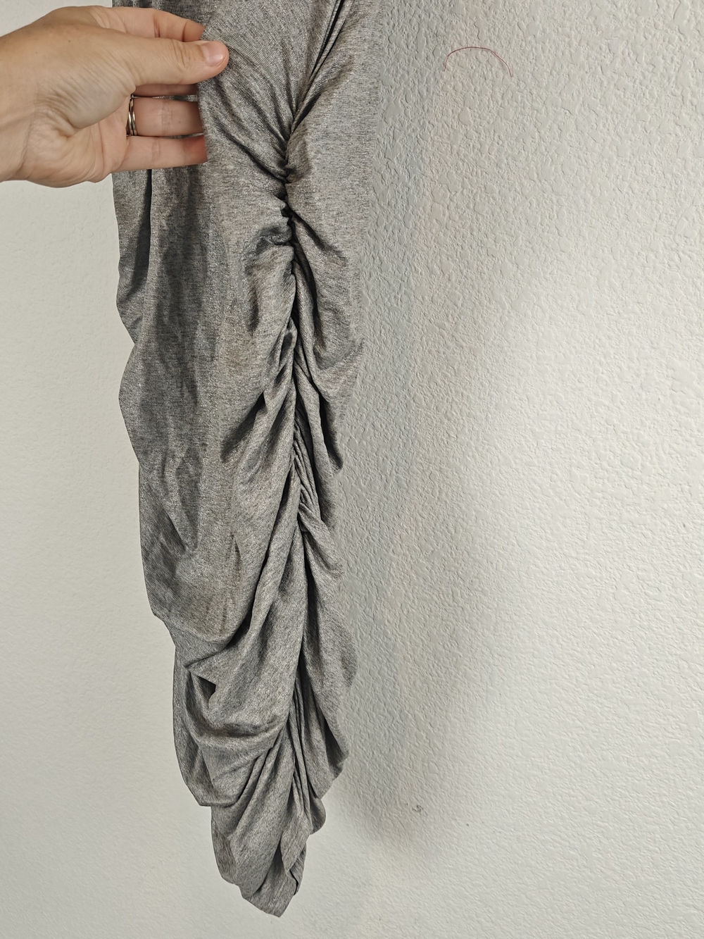 Alice + Olivia Gray Shimmer Ruched Sheath Dress Stretch Jersey Cocktail Party S - Picture 8 of 15